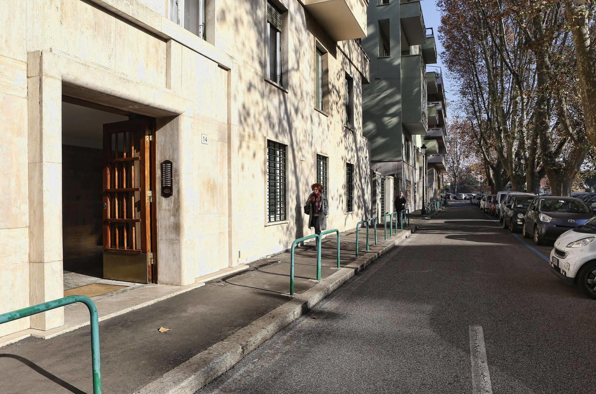 רומא Casa Sotgiu Guest House מראה חיצוני תמונה