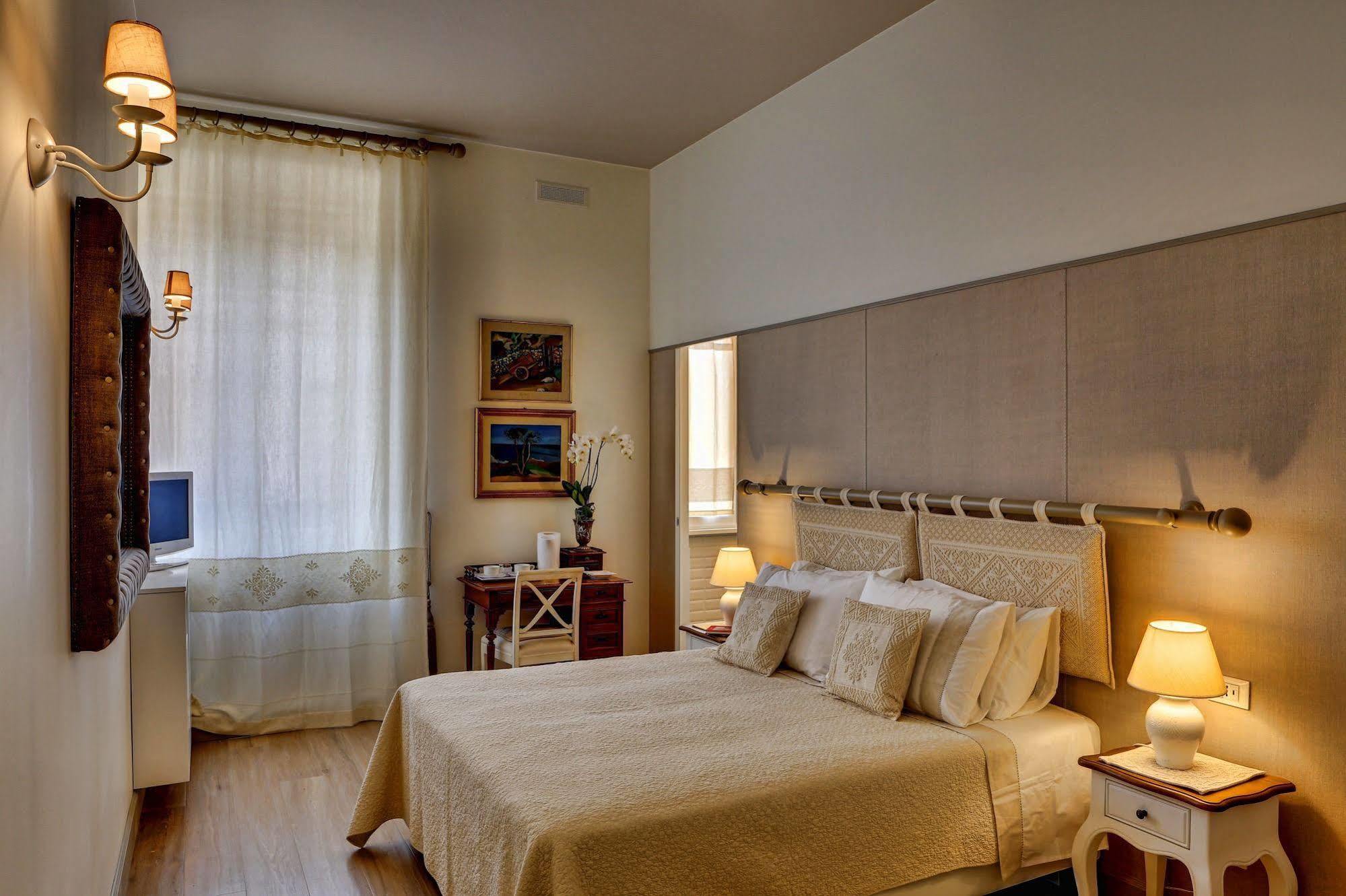 רומא Casa Sotgiu Guest House מראה חיצוני תמונה